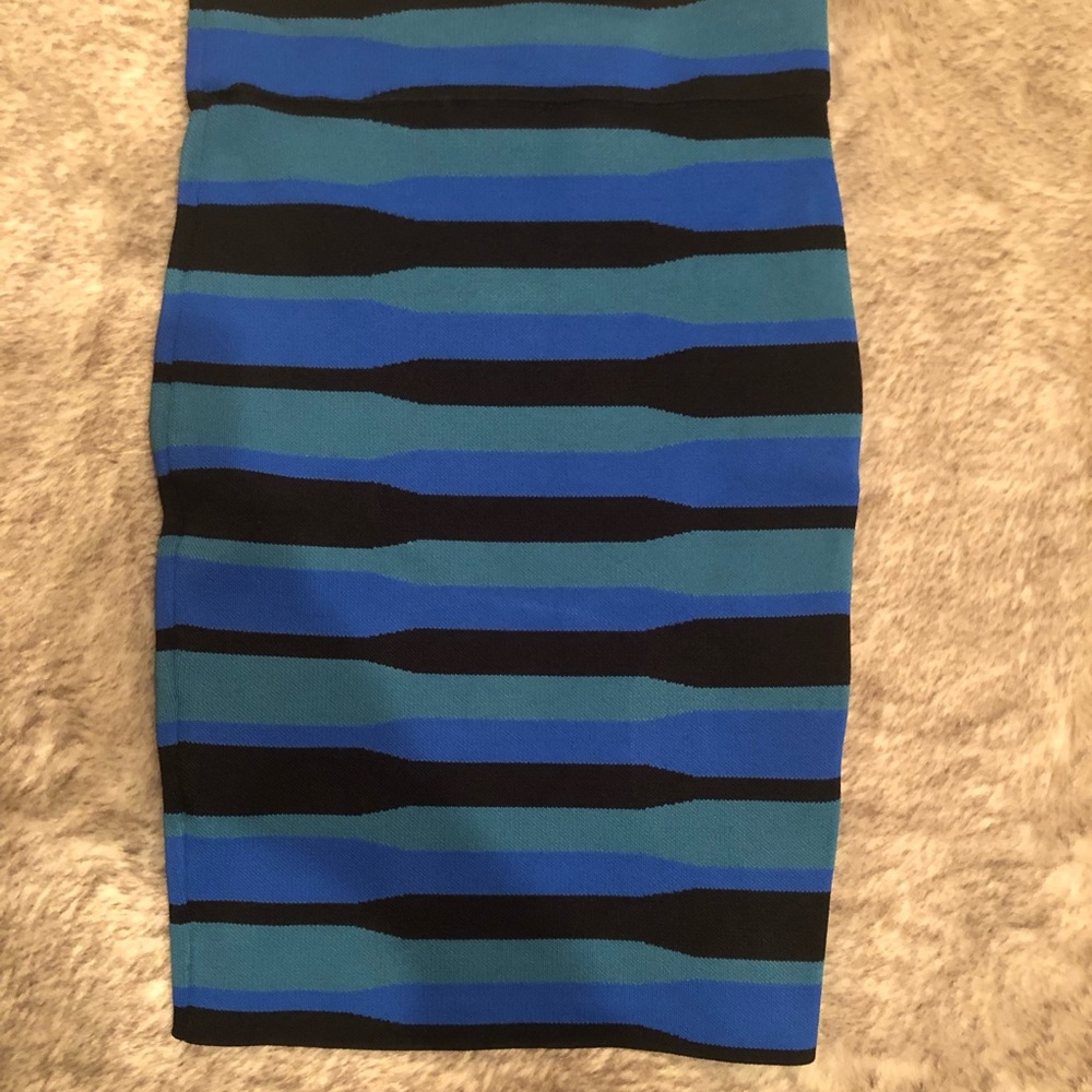 Bcbgmaxazria bandage skirt